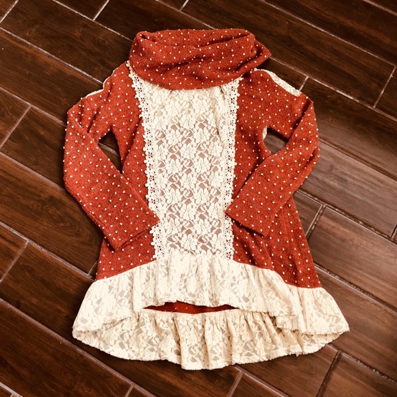 Altar'd State Dresses & Skirts - Hold-Altar’D State Beautiful Rust and Cream Top